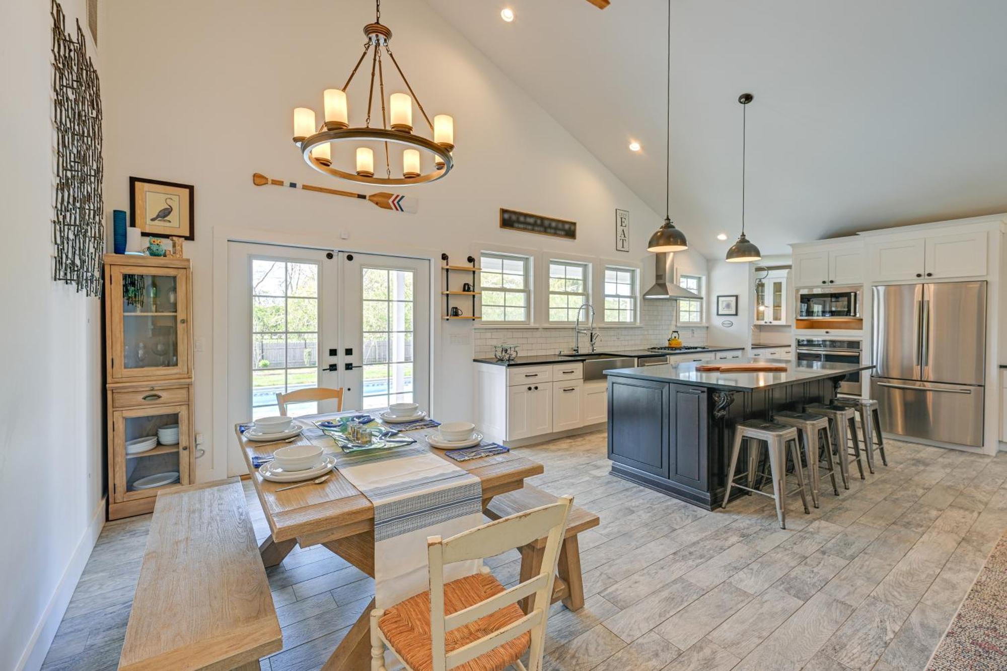 Distinctive Hamptons Home With Pool Near Bay, Ocean Hampton Bays Εξωτερικό φωτογραφία