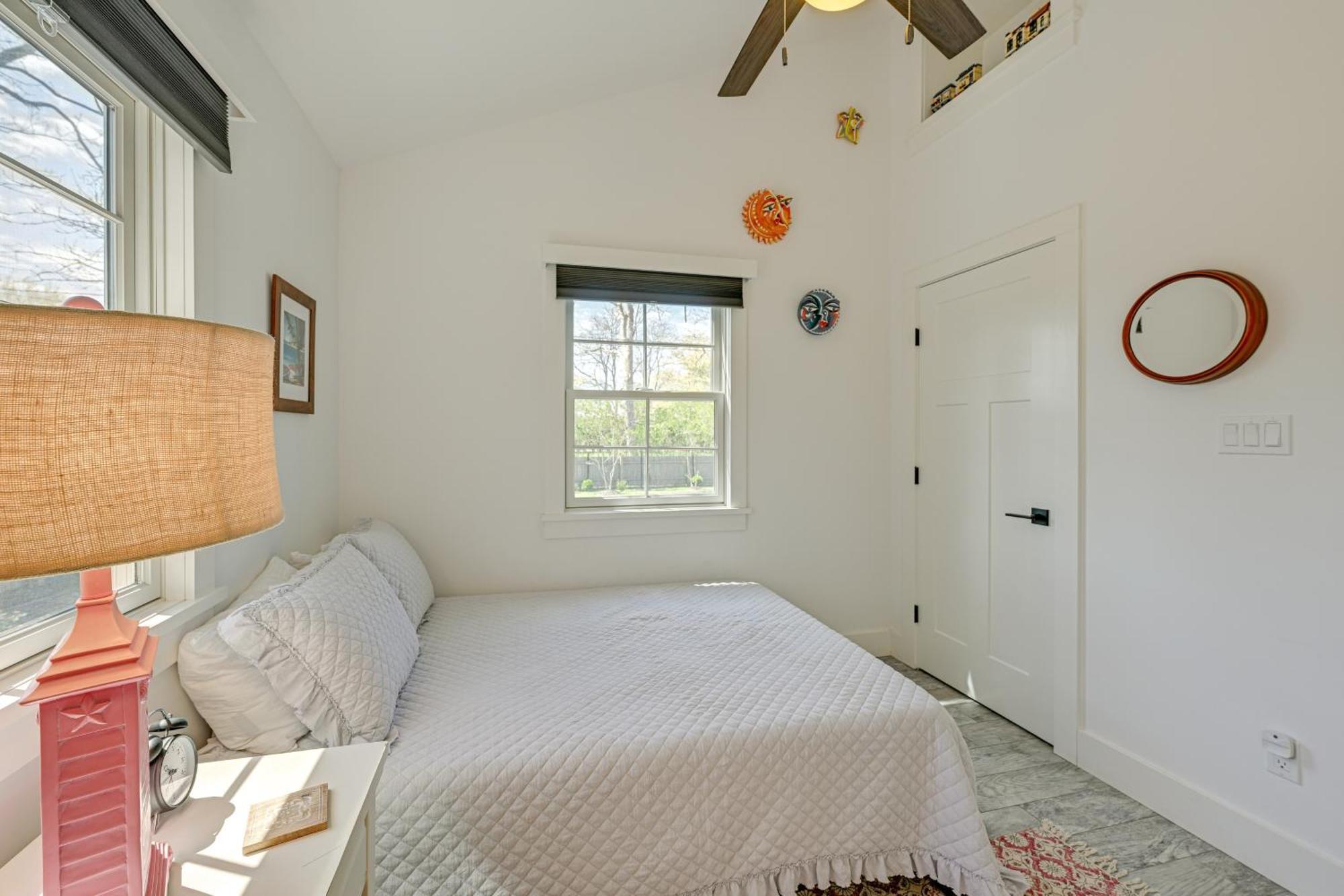 Distinctive Hamptons Home With Pool Near Bay, Ocean Hampton Bays Εξωτερικό φωτογραφία
